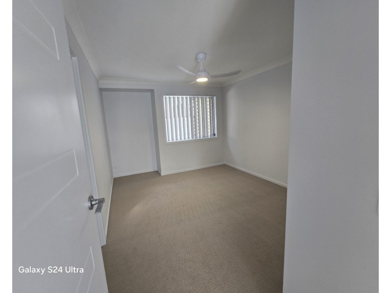 6 Wandsworth Street, Cranley QLD 4350