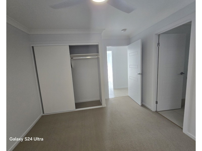 6 Wandsworth Street, Cranley QLD 4350