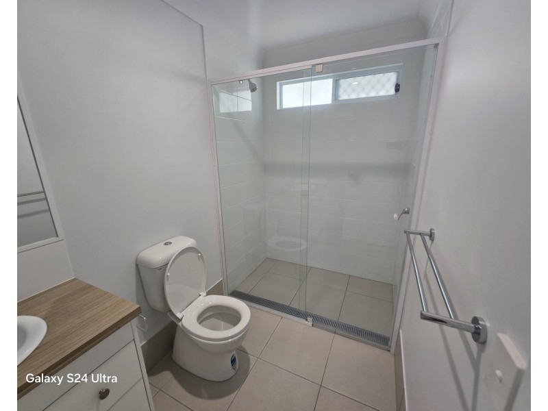 6 Wandsworth Street, Cranley QLD 4350