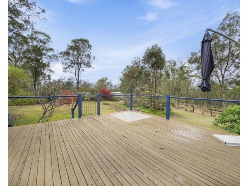 127 Koreelah Street, Upper Lockyer QLD 4352