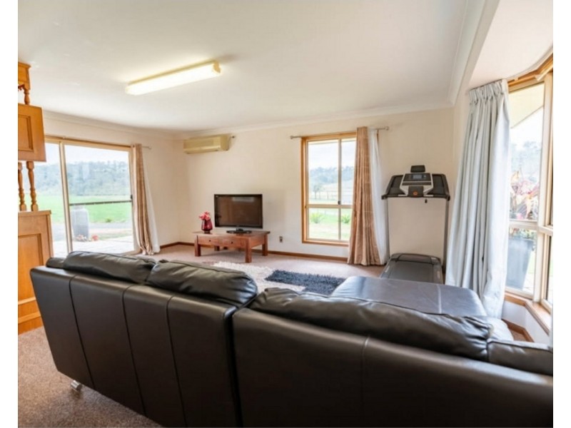 143 Gowrie Lilyvale Road, Gowrie Junction QLD 4352