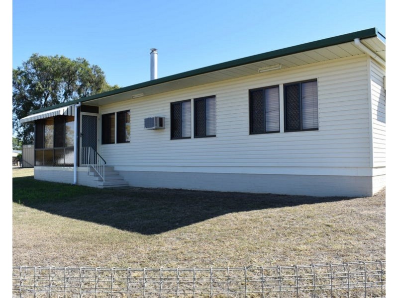 12 Station Street, Helidon QLD 4344