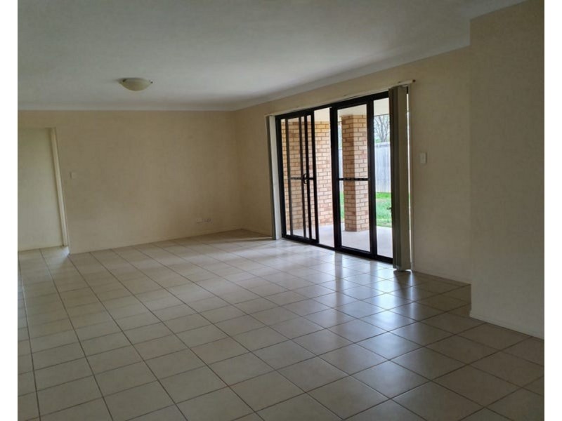 9 Carly Drive, Helidon QLD 4344