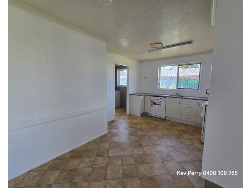 27 Dwyer Street, Gatton QLD 4343
