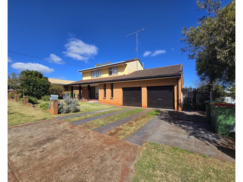 20 Muir Street, Harlaxton QLD 4350