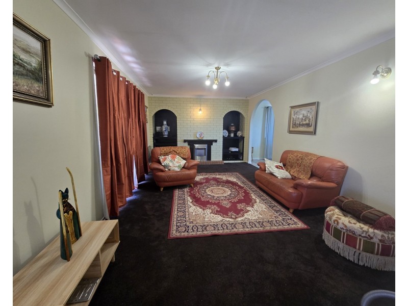 20 Muir Street, Harlaxton QLD 4350