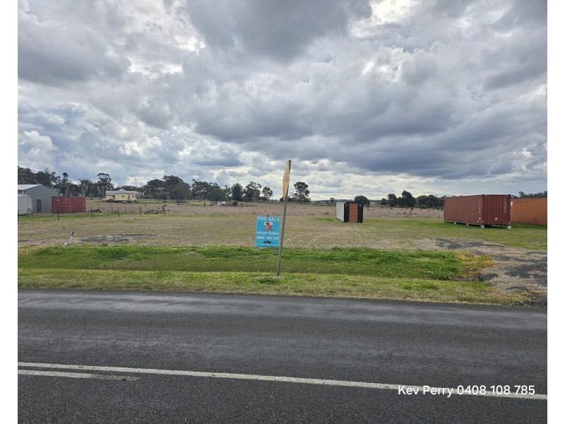 12 Oakey Cooyar Road, Kulpi QLD 4352
