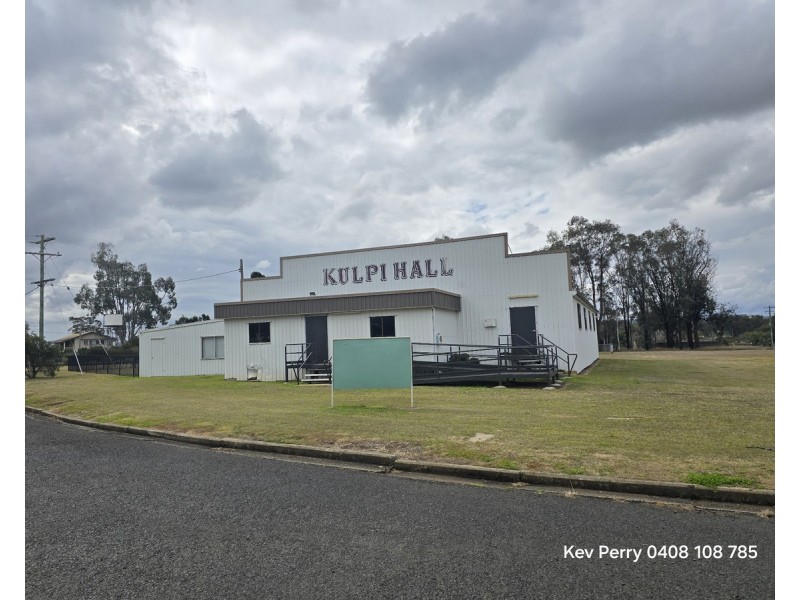 12 Oakey Cooyar Road, Kulpi QLD 4352