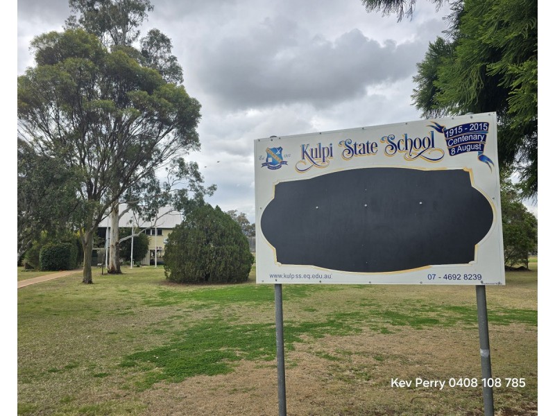 12 Oakey Cooyar Road, Kulpi QLD 4352