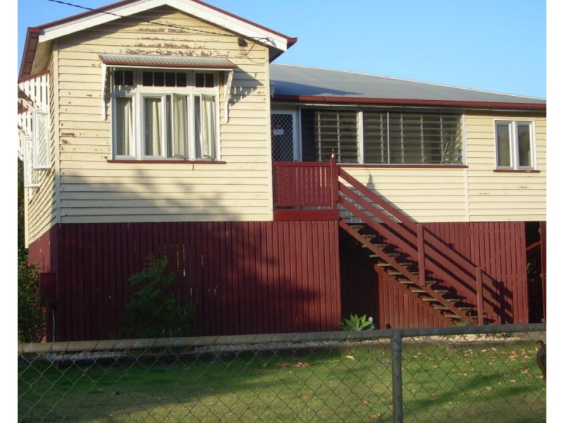 4 School Street, Helidon QLD 4344