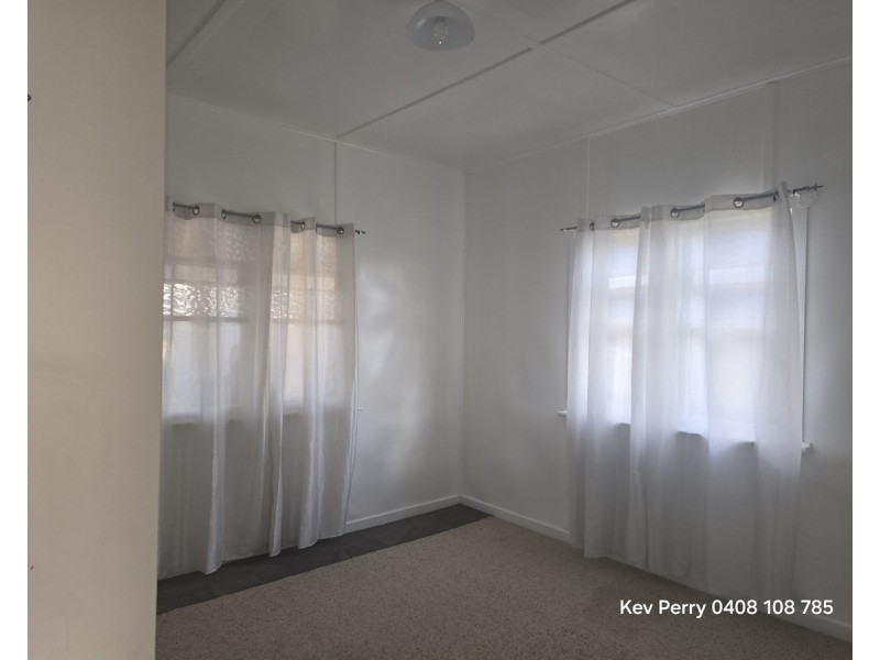 34 Denham Street, Peranga QLD 4352