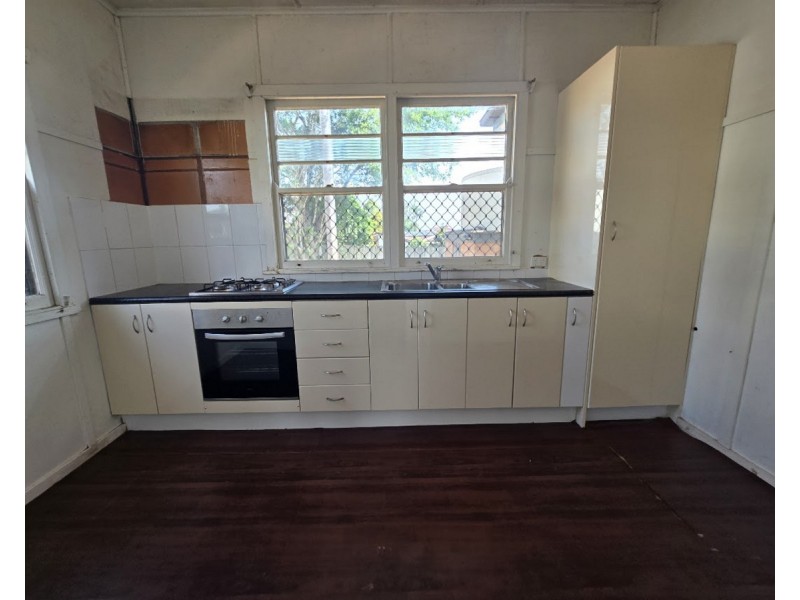 28 James Street, Rangeville QLD 4350