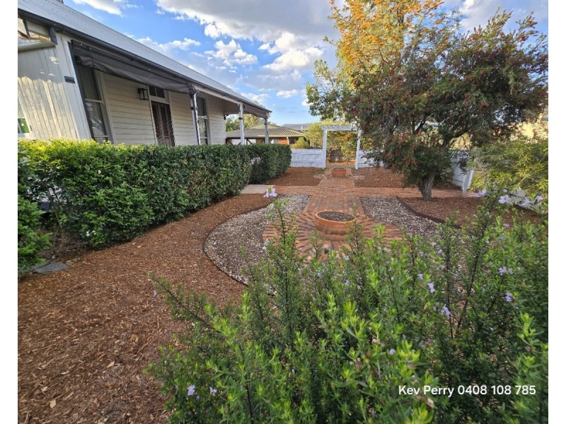 5 King Street, Goombungee QLD 4354