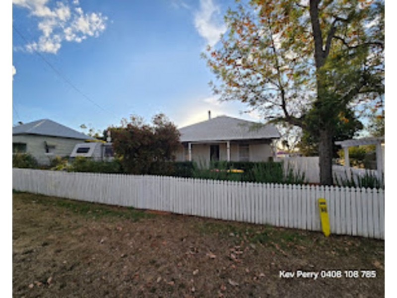 5 King Street, Goombungee QLD 4354