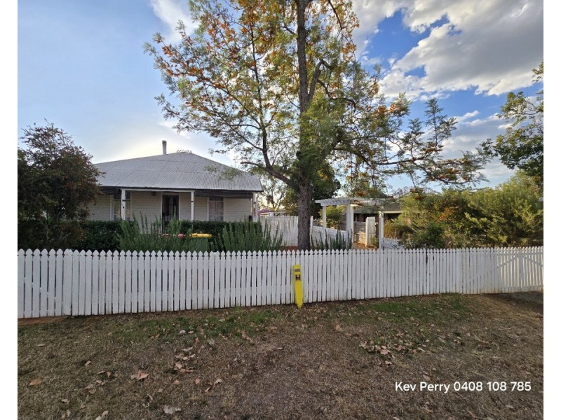 5 King Street, Goombungee QLD 4354