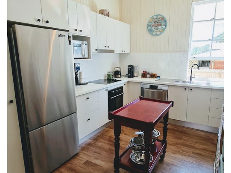 5 King Street, Goombungee QLD 4354