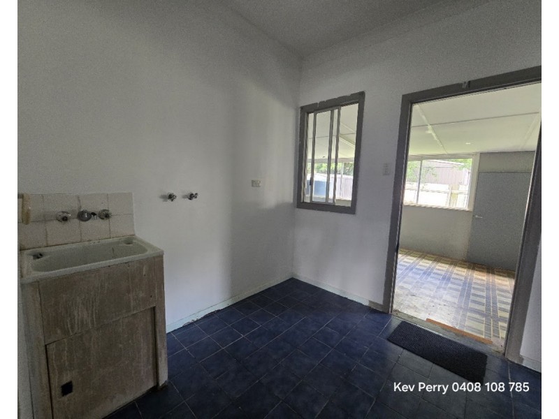 293A James Street, Newtown QLD 4350