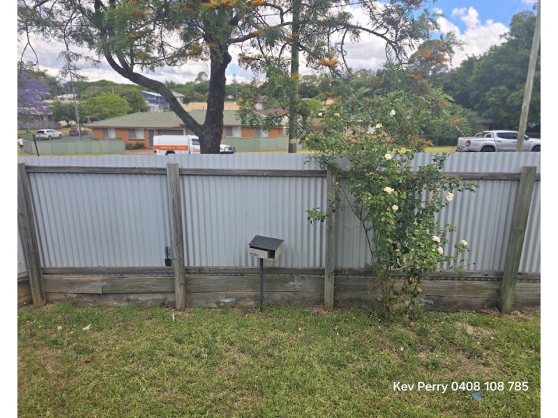 293A James Street, Newtown QLD 4350