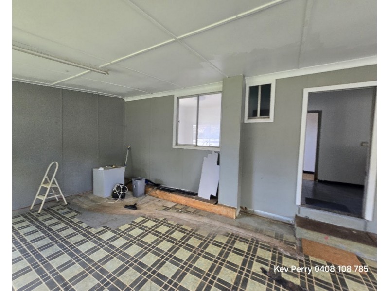 293A James Street, Newtown QLD 4350