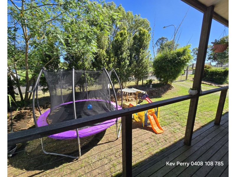 4 Ladybird Lane, Crows Nest QLD 4355