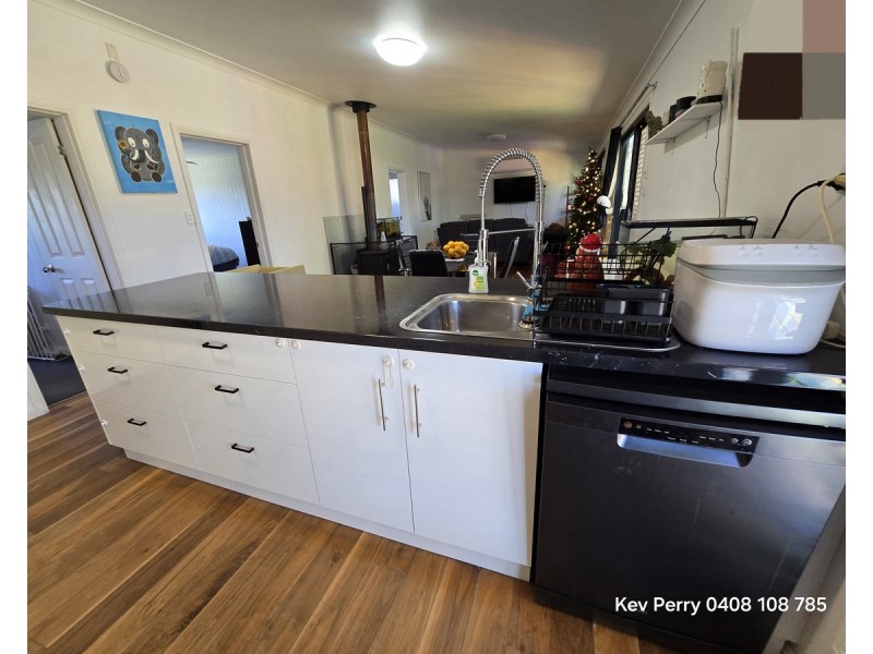 4 Ladybird Lane, Crows Nest QLD 4355