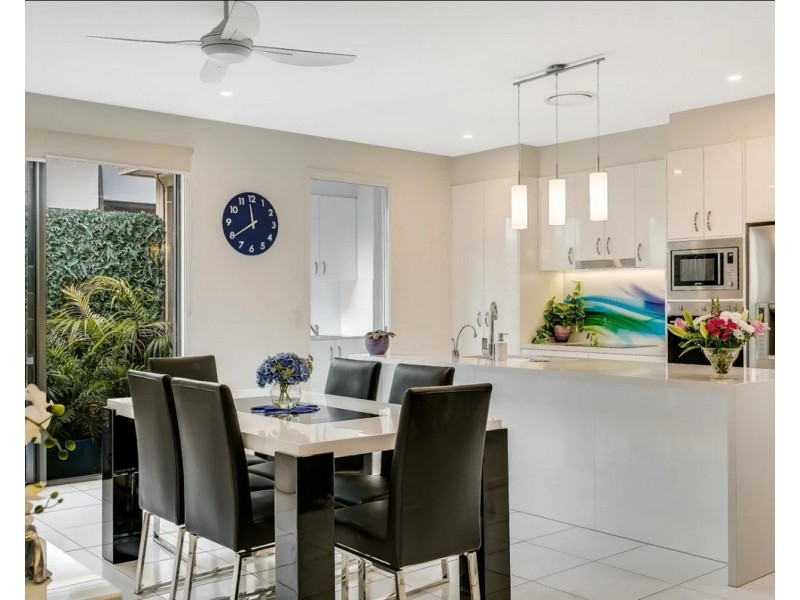 24/75 HIGHGROVE Drive, Highfields QLD 4352
