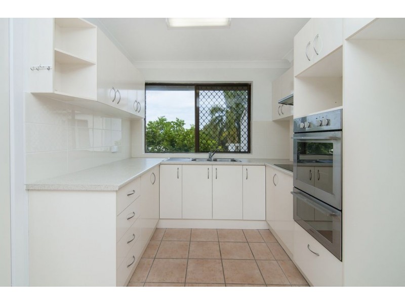 6/4 Phillip Street, Labrador QLD 4215