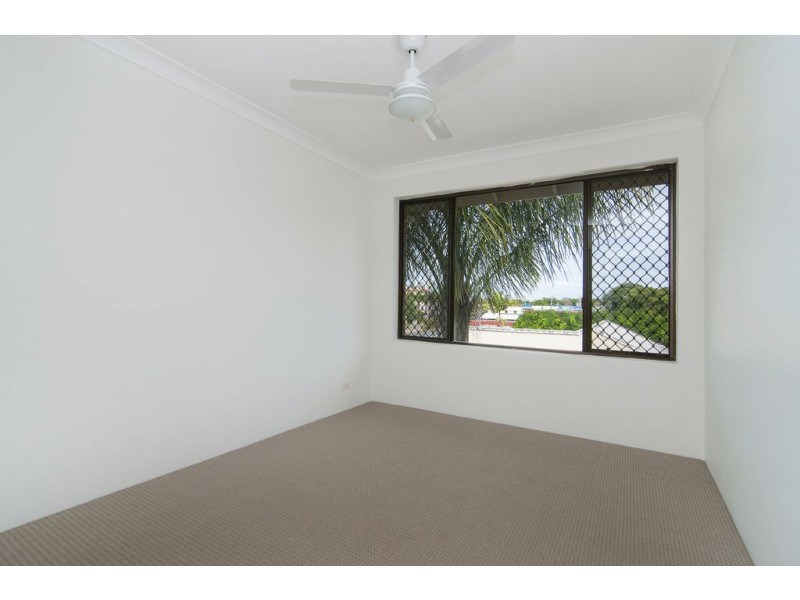 6/4 Phillip Street, Labrador QLD 4215