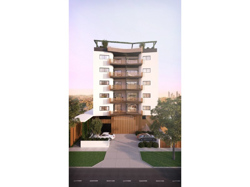 304/135 Eugaree Street, Southport QLD 4215