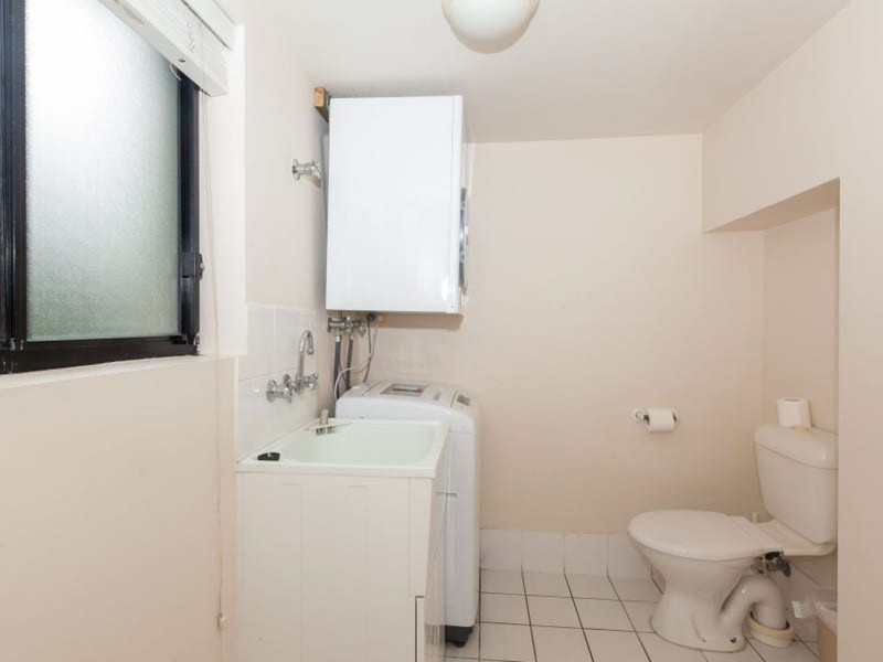 31/452 Marine Parade, Biggera Waters QLD 4216