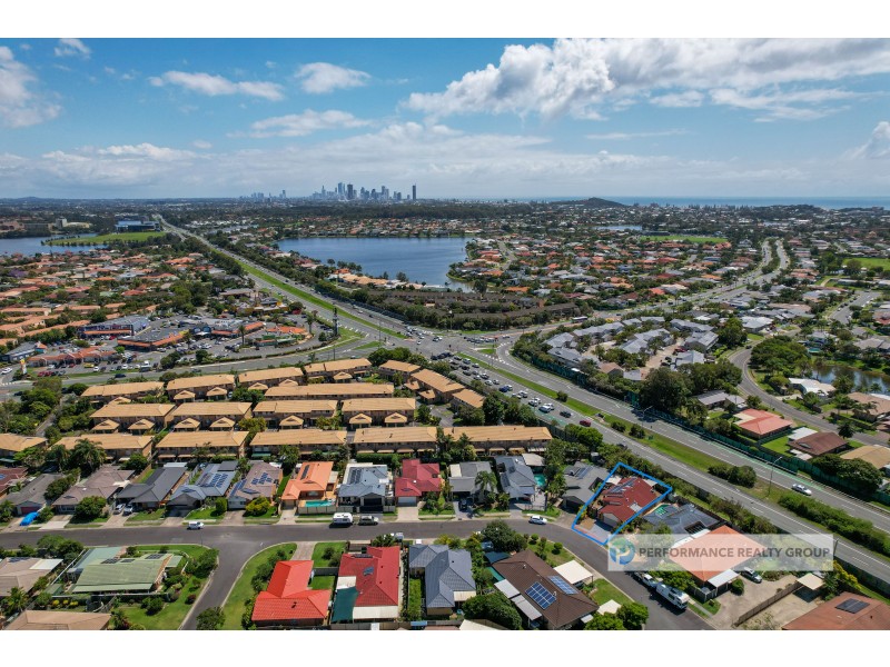 32 MOJAVE DRIVE, Burleigh Waters QLD 4220