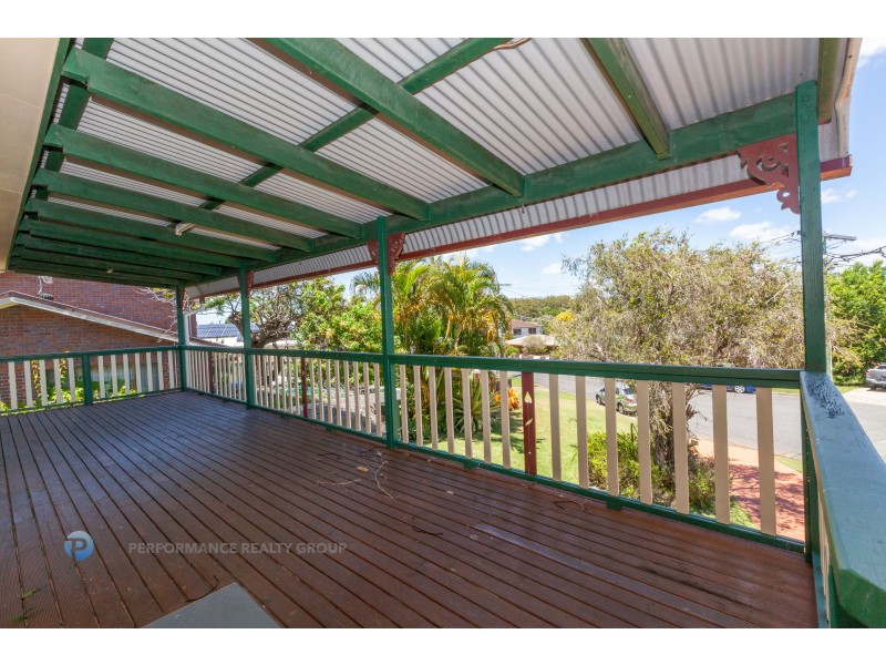 9 Beeka Street, Labrador QLD 4215