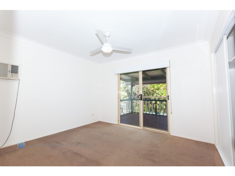 9 Beeka Street, Labrador QLD 4215