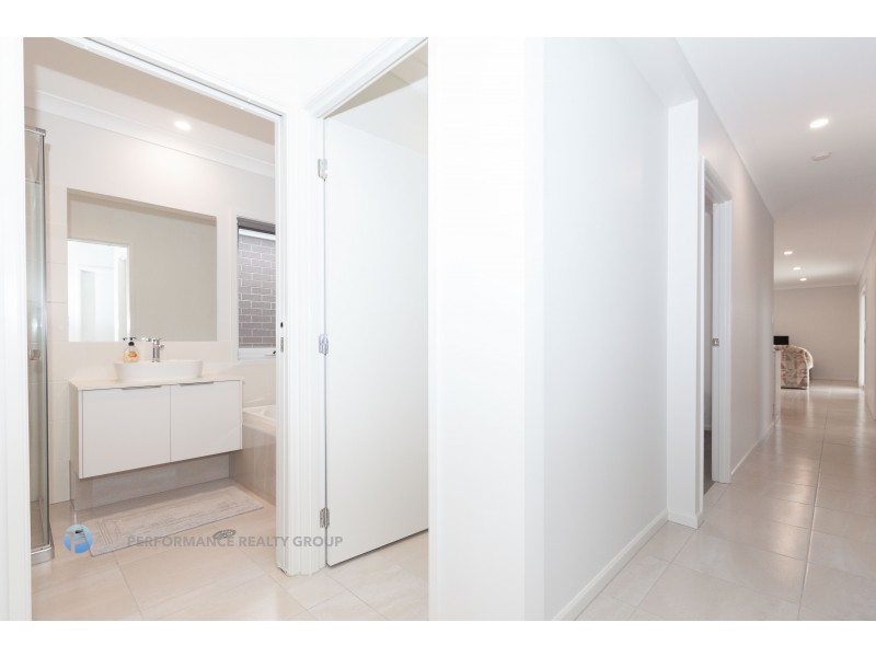 44 Ferdinando Street, Pallara QLD 4110