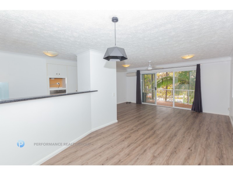 7/32 Second Avenue, Broadbeach QLD 4218
