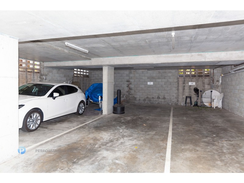 7/32 Second Avenue, Broadbeach QLD 4218