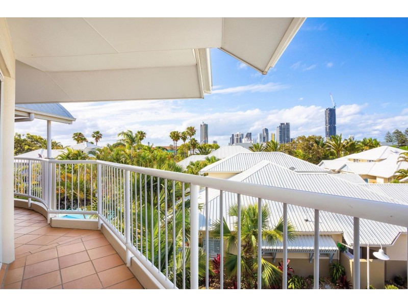 63/16 Crescent Avenue, Mermaid Beach QLD 4218