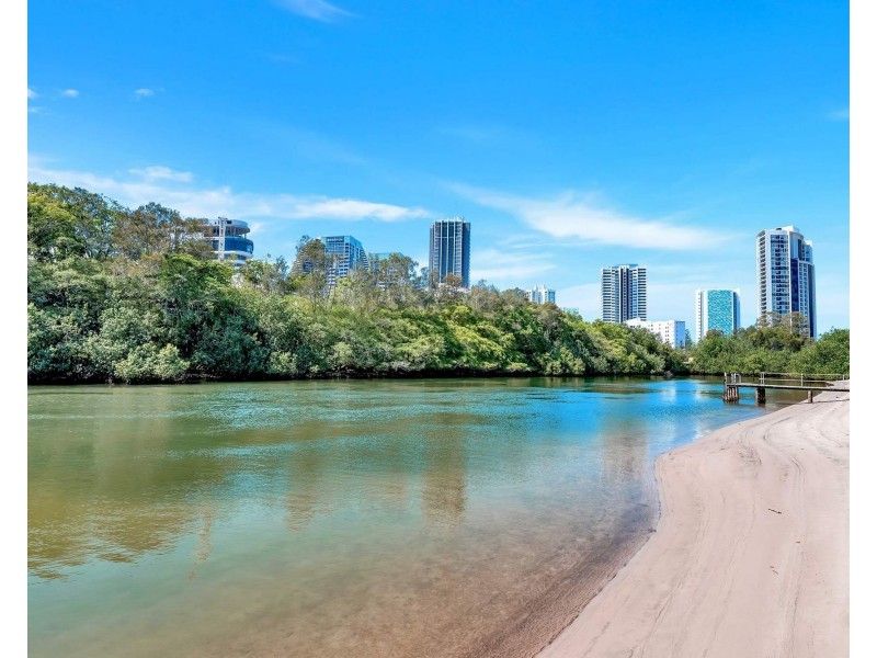 605/9 Hooker Boulevard, Broadbeach QLD 4218