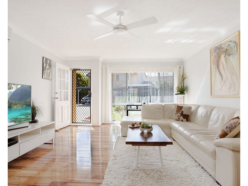 48/50 Saint Kevins Avenue, Benowa QLD 4217