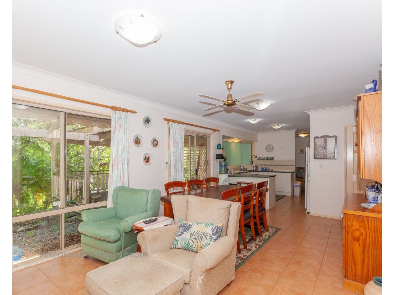 21 Gardenia Drive, Bonogin QLD 4213