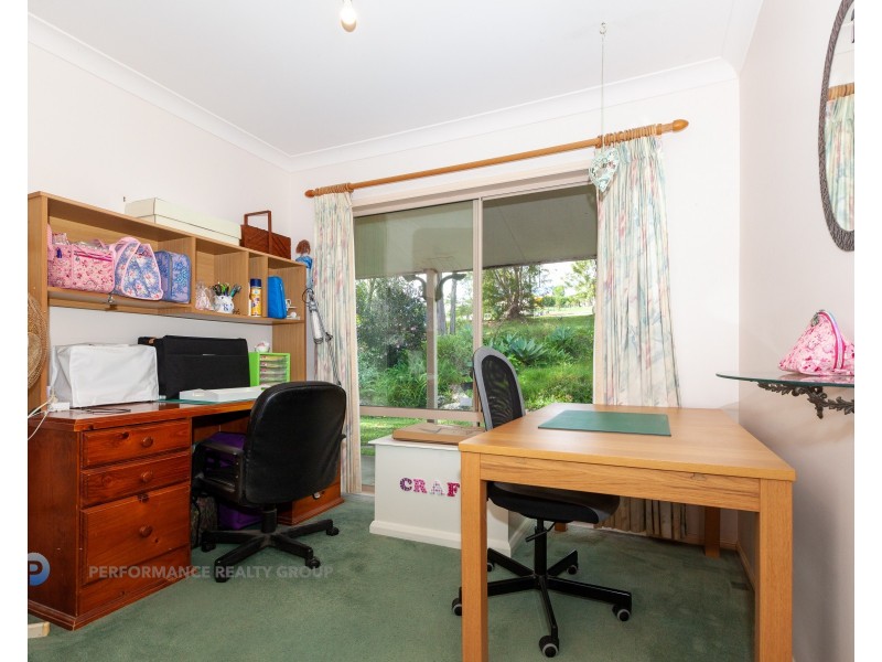 21 Gardenia Drive, Bonogin QLD 4213