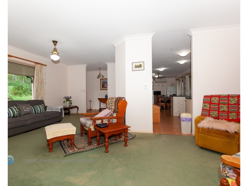 21 Gardenia Drive, Bonogin QLD 4213
