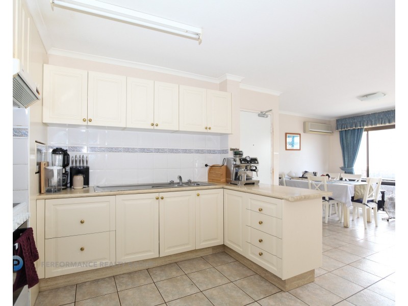 5/4 Mary Avenue, Broadbeach QLD 4218