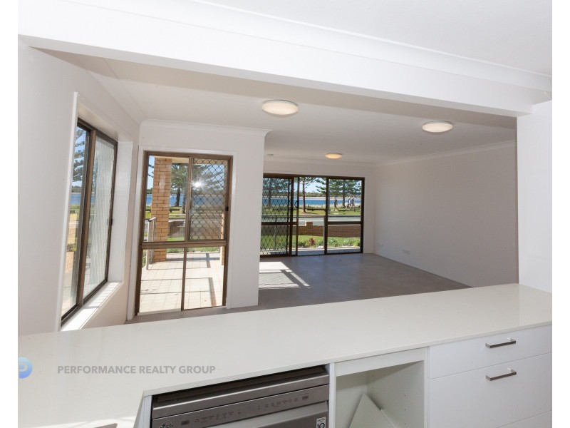 1/406 Marine Parade, Biggera Waters QLD 4216