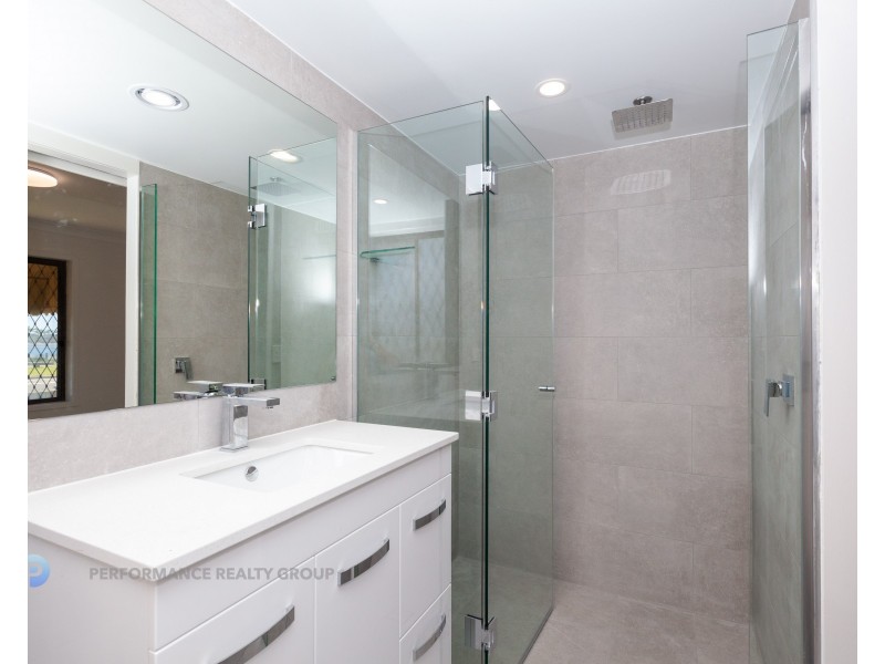 1/406 Marine Parade, Biggera Waters QLD 4216