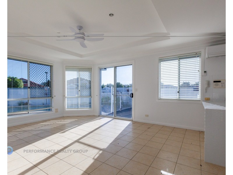 31 Meadowlake Drive, Carrara QLD 4211