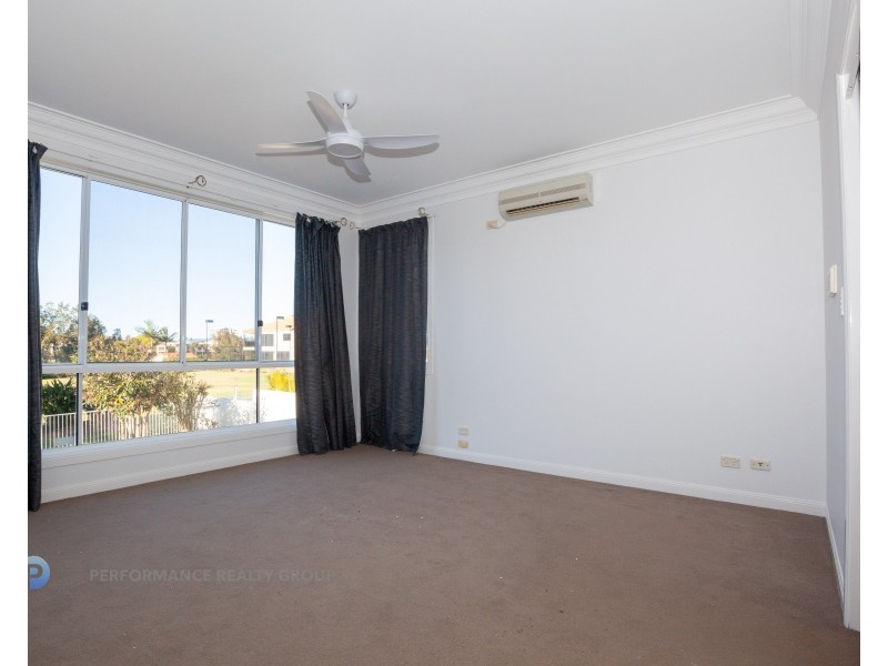31 Meadowlake Drive, Carrara QLD 4211