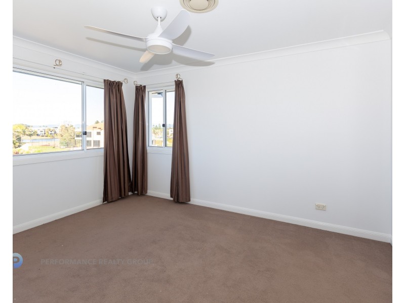 31 Meadowlake Drive, Carrara QLD 4211