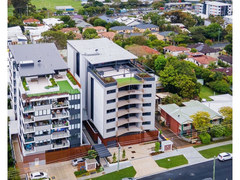 301/135 Eugaree Street, Southport QLD 4215