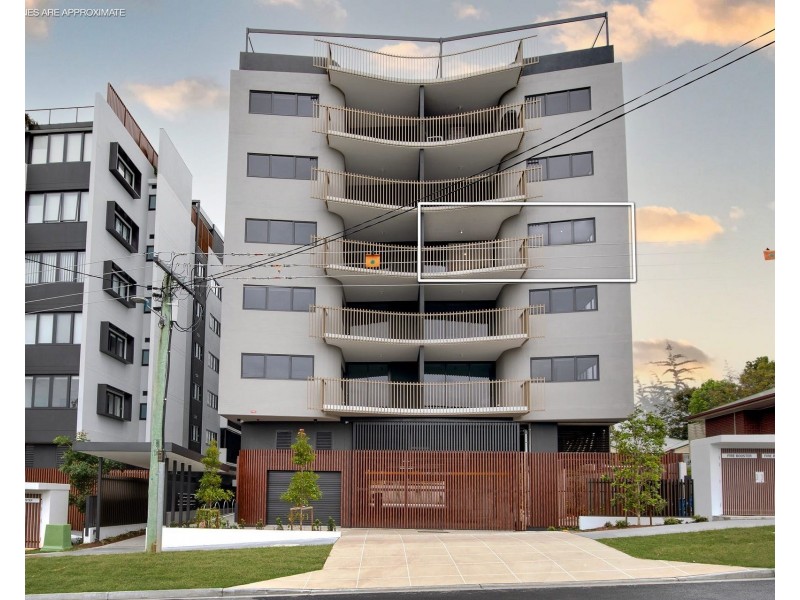 401/135 Eugaree Street, Southport QLD 4215